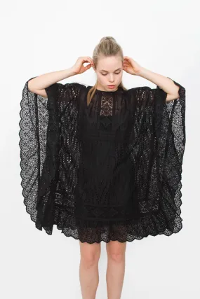 EYELET CAFTAN