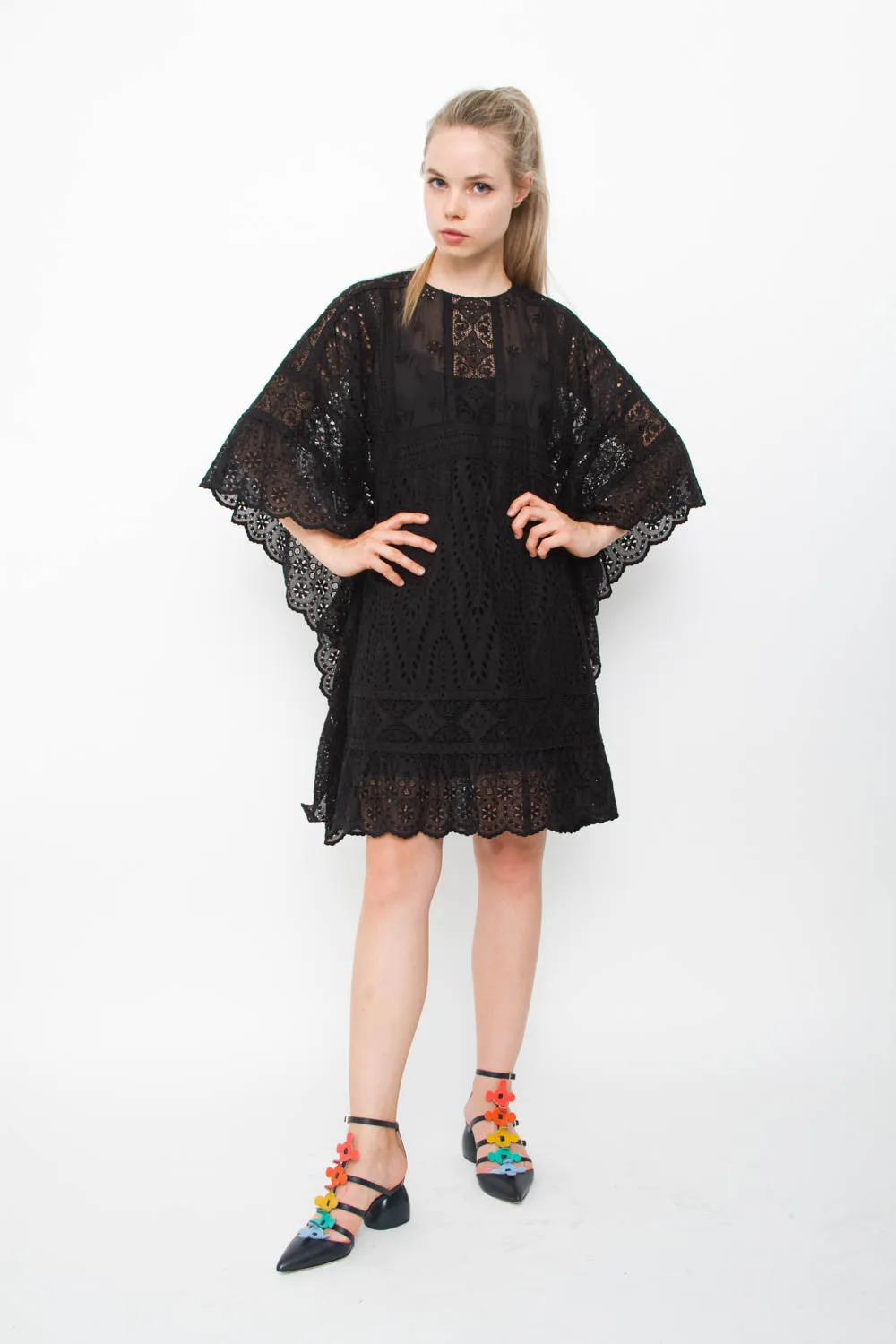 EYELET CAFTAN