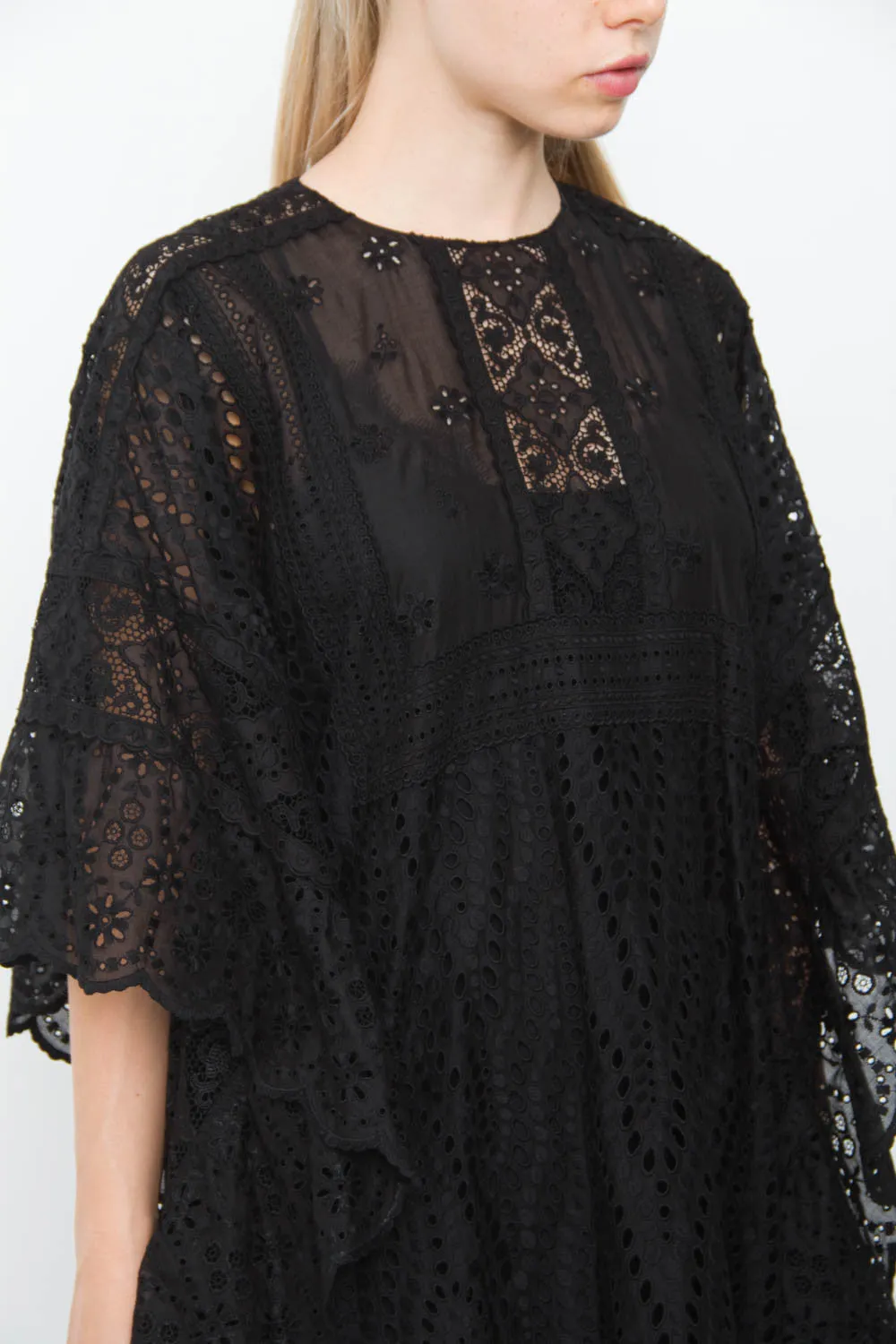 EYELET CAFTAN