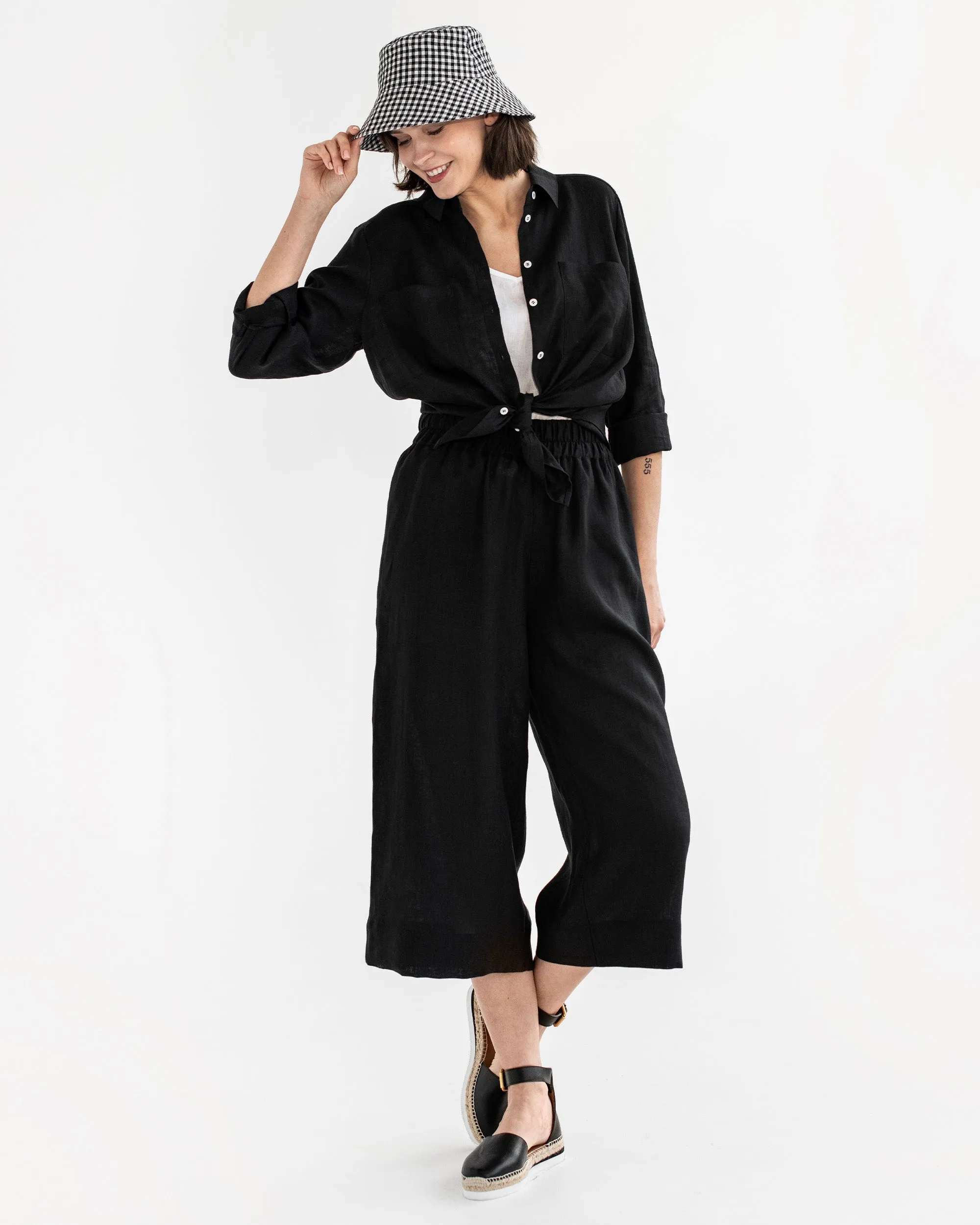 Wide leg linen culotte pants BRUNY in Black